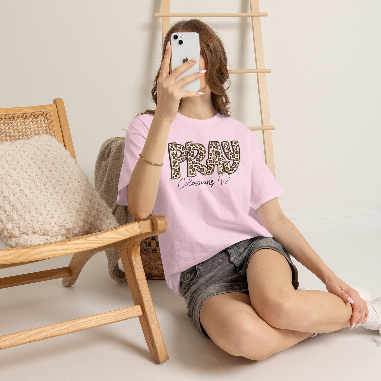 Pray Leopard Tee "Colossians 4:2"