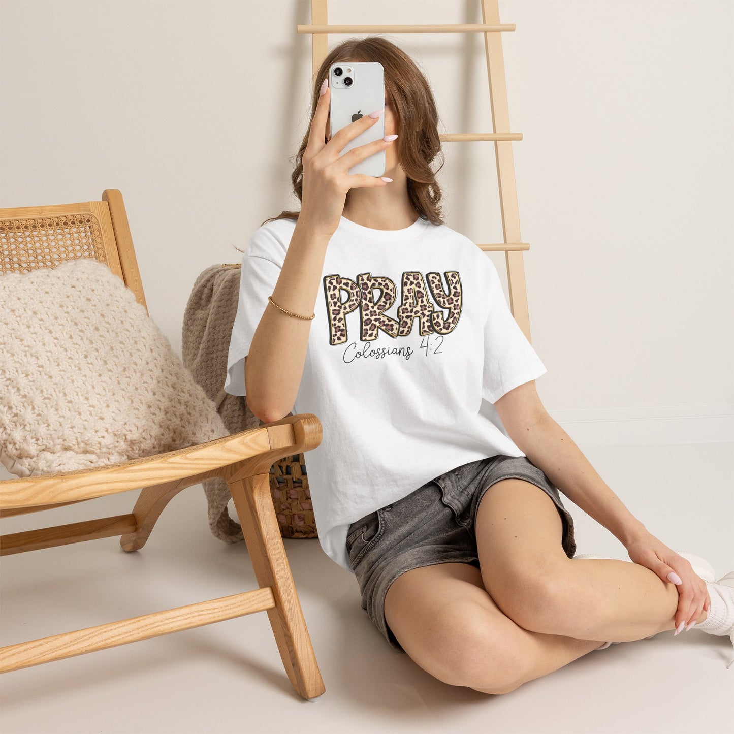 Pray Leopard Tee "Colossians 4:2"