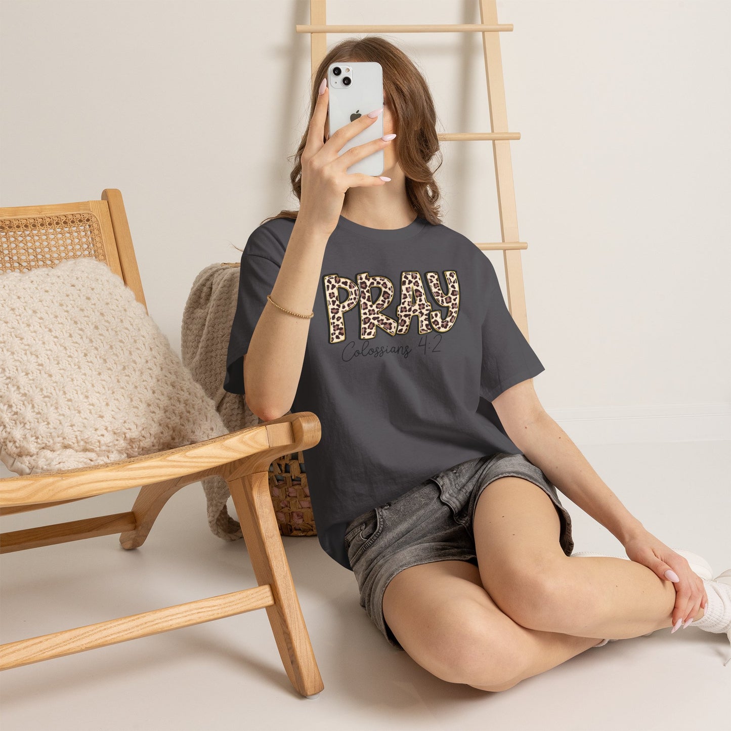 Pray Leopard Tee "Colossians 4:2"