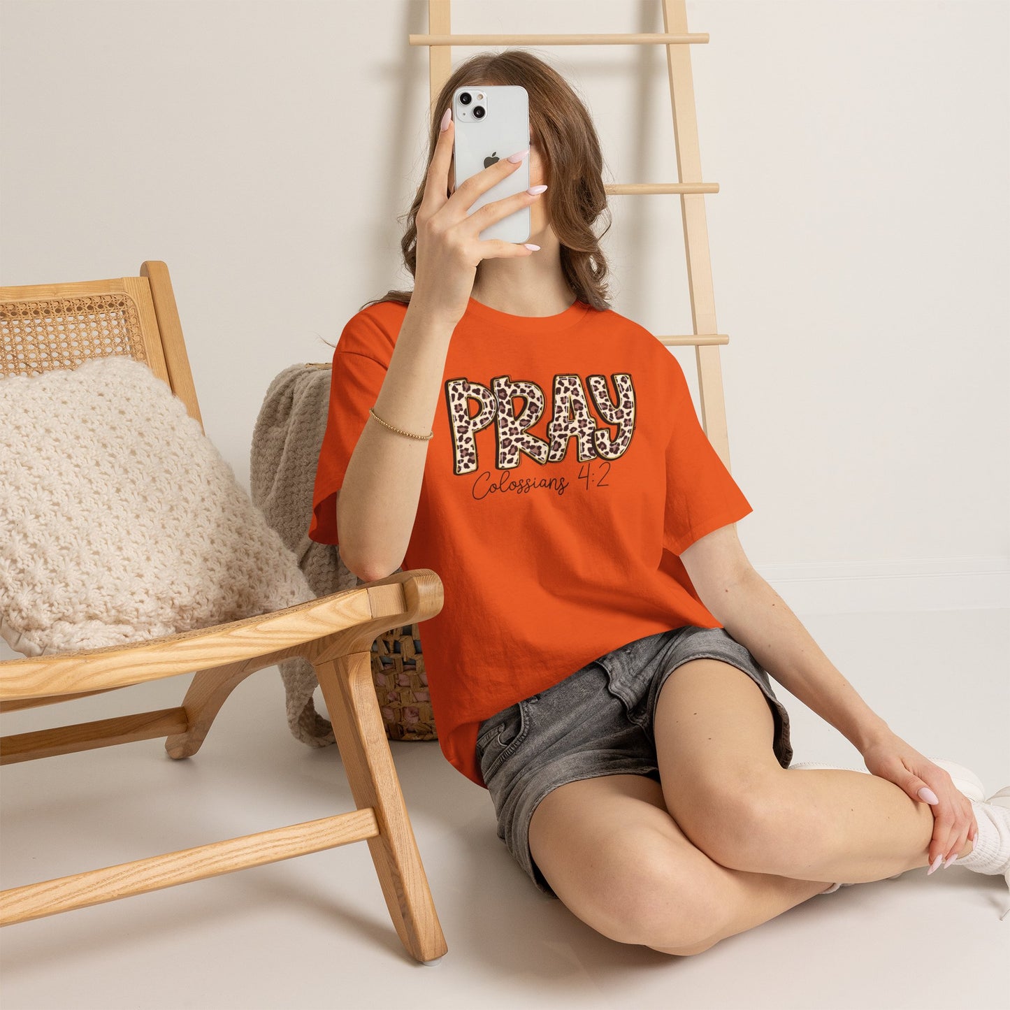 Pray Leopard Tee "Colossians 4:2"